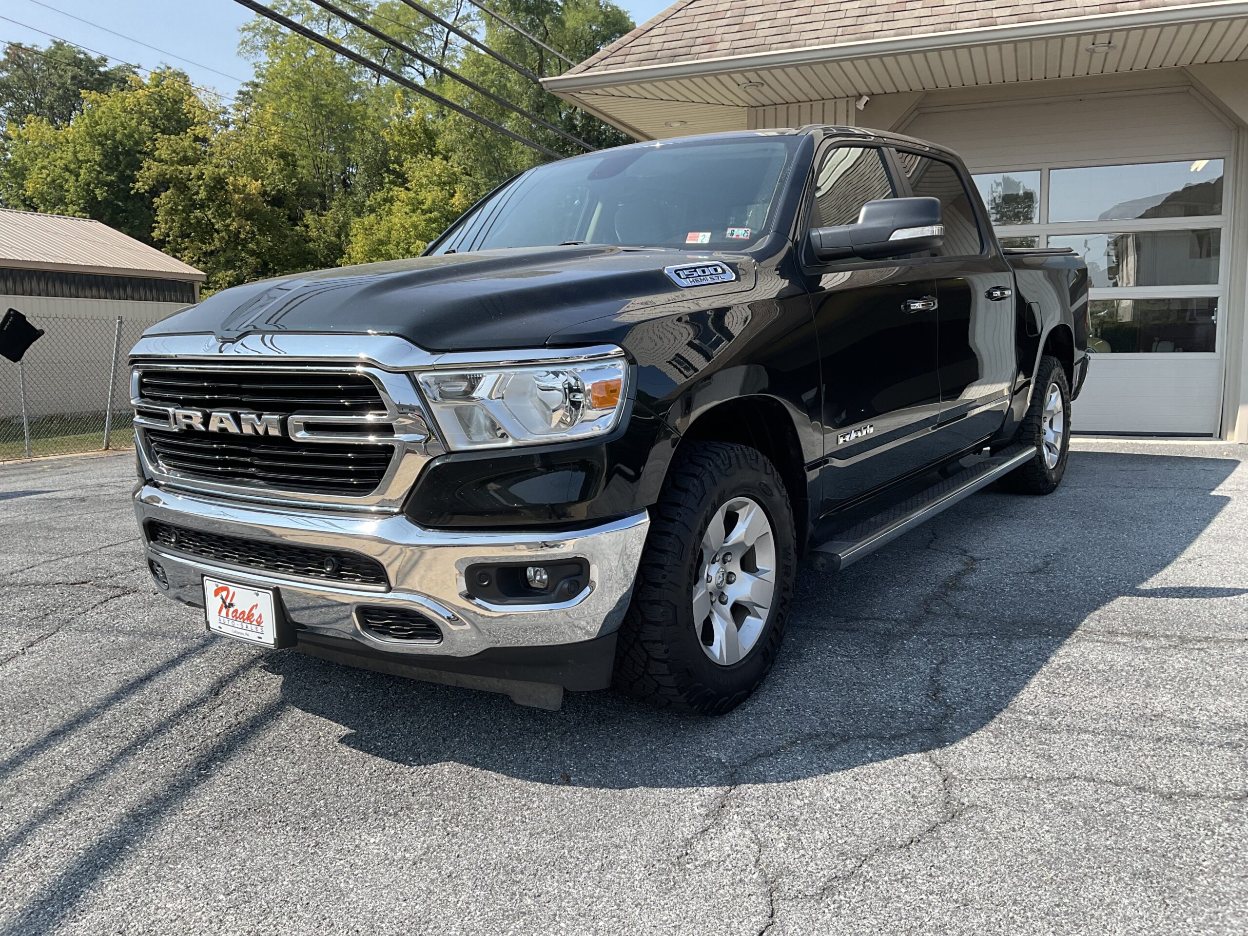 2019 RAM 1500 Big Horn Crew Cab 4×4