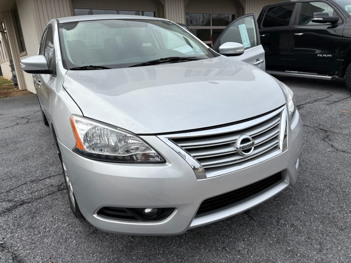 2011 Nissan Sentra SL in Brilliant Silver